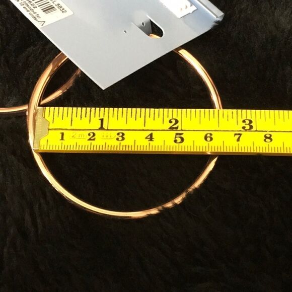 24K rose gold plated hoop earrings. NWT - Picture 2 of 2